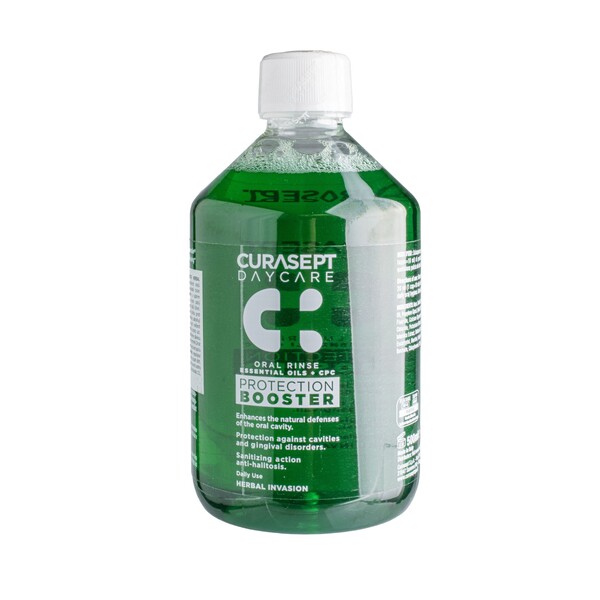 E-shop Curasept Daycare Booster Herbal Invasion ústna voda 500 ml