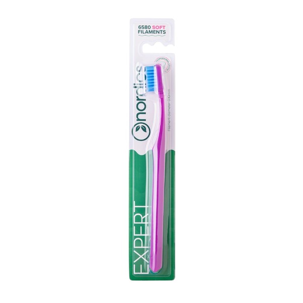 E-shop Nordics Curve Soft Purple zubná kefka