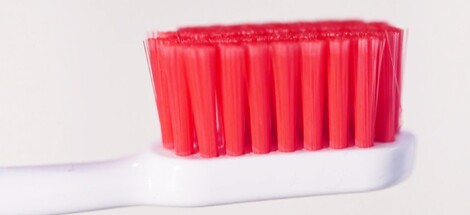 RECENZIA: zubná kefka parodontax Gentle Clean