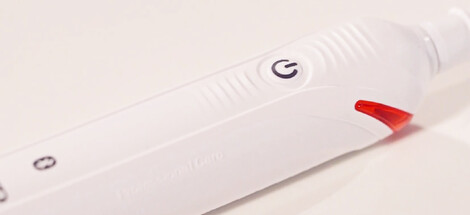 RECENZIA: elektrická zubná kefka Oral-B Smart 4 4000N