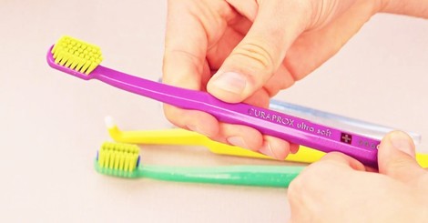 Ako vybrať správnu zubnú kefku? + VIDEO