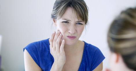Ako si doma pomôcť od bolesti zubov?