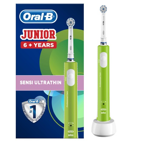 Oral-B JUNIOR 6+ zubná kefka