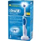 Braun Oral B Vitality Precision Clean D 12 zubná kefka