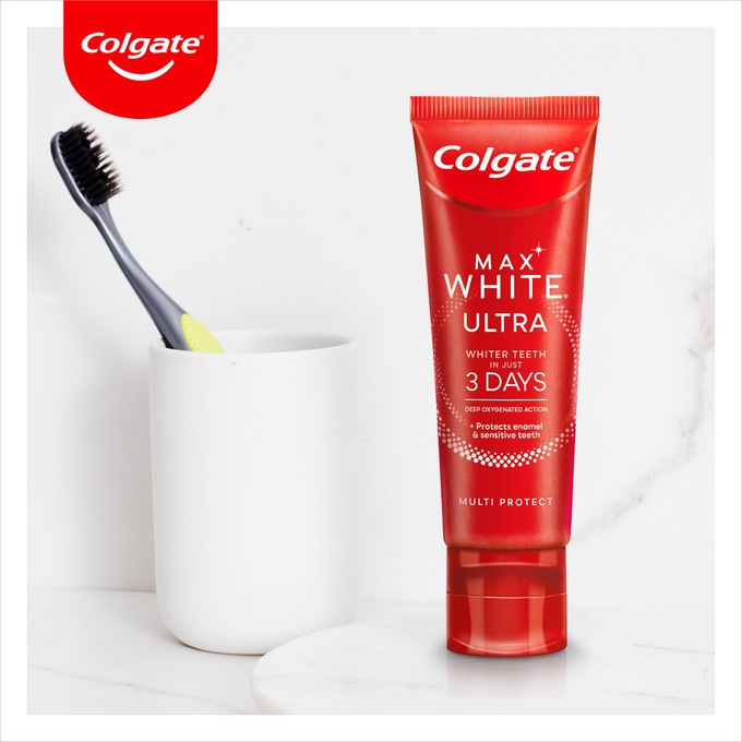 Colgate Max White Ultra MultiProtect bieliaca zubná pasta 50 ml
