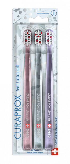 Curaprox CS 5460 Ultrasoft Winter Berry zubná kefka 3 ks
