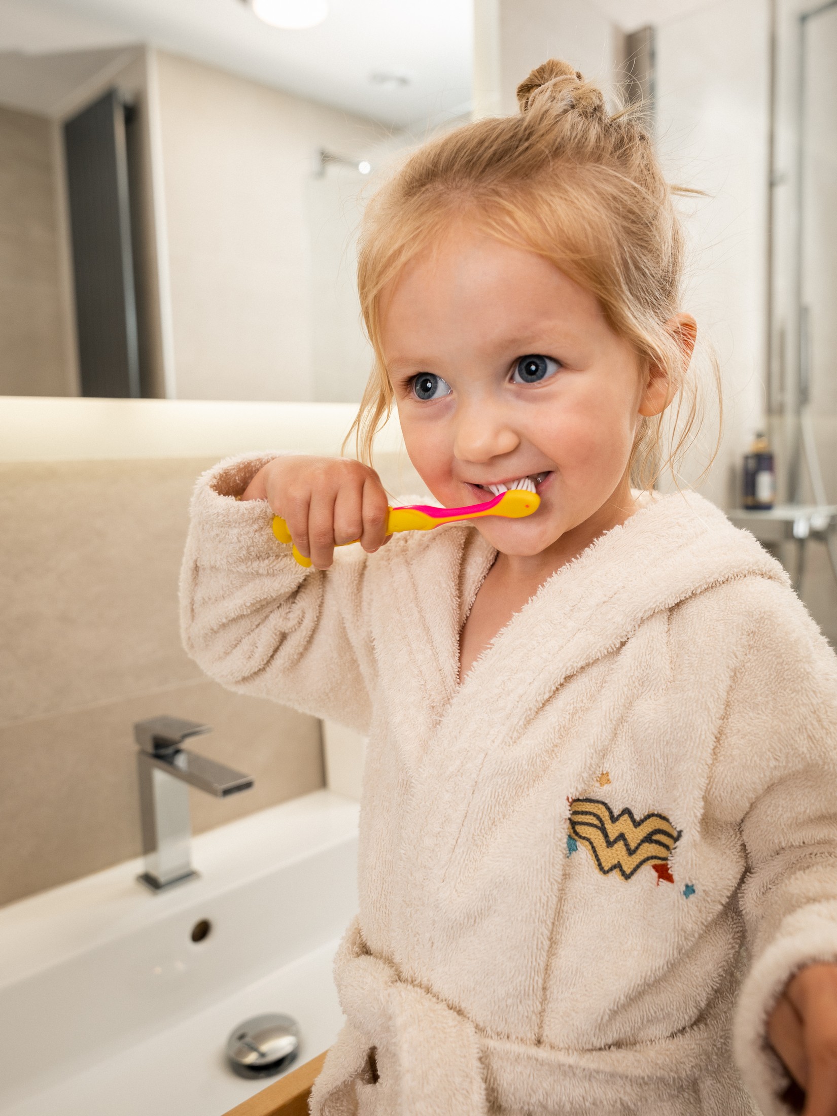 Nordics Premium Kids Dino Soft 6900 Puple/Yellow detská zubná kefka