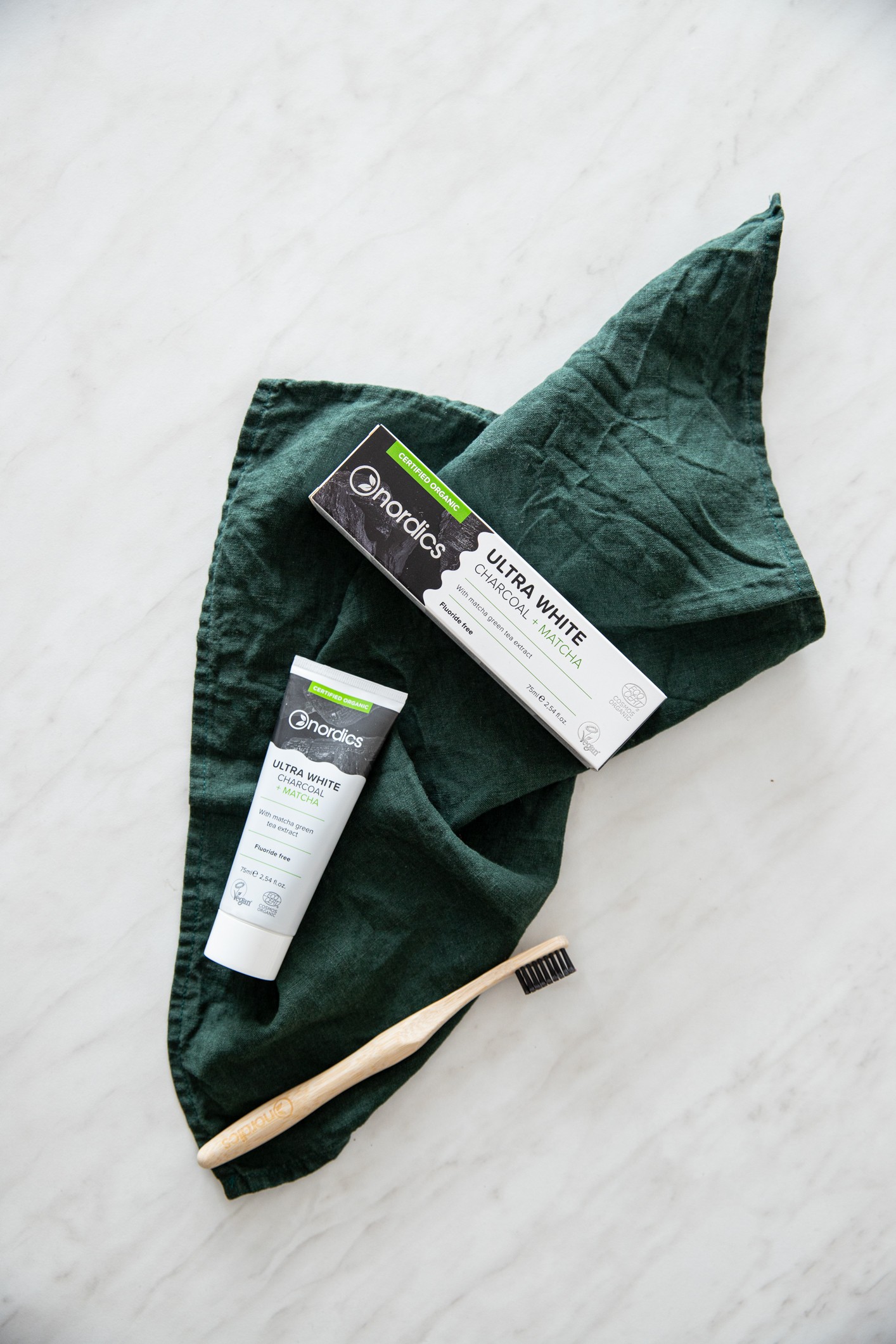 Nordics Ultra White Charcoal zubná pasta 75 ml