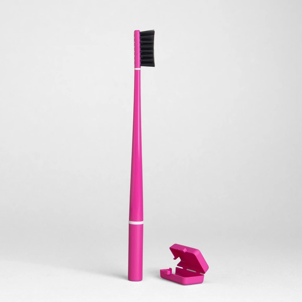 Piuma Whitening Very Magenta zubná kefka