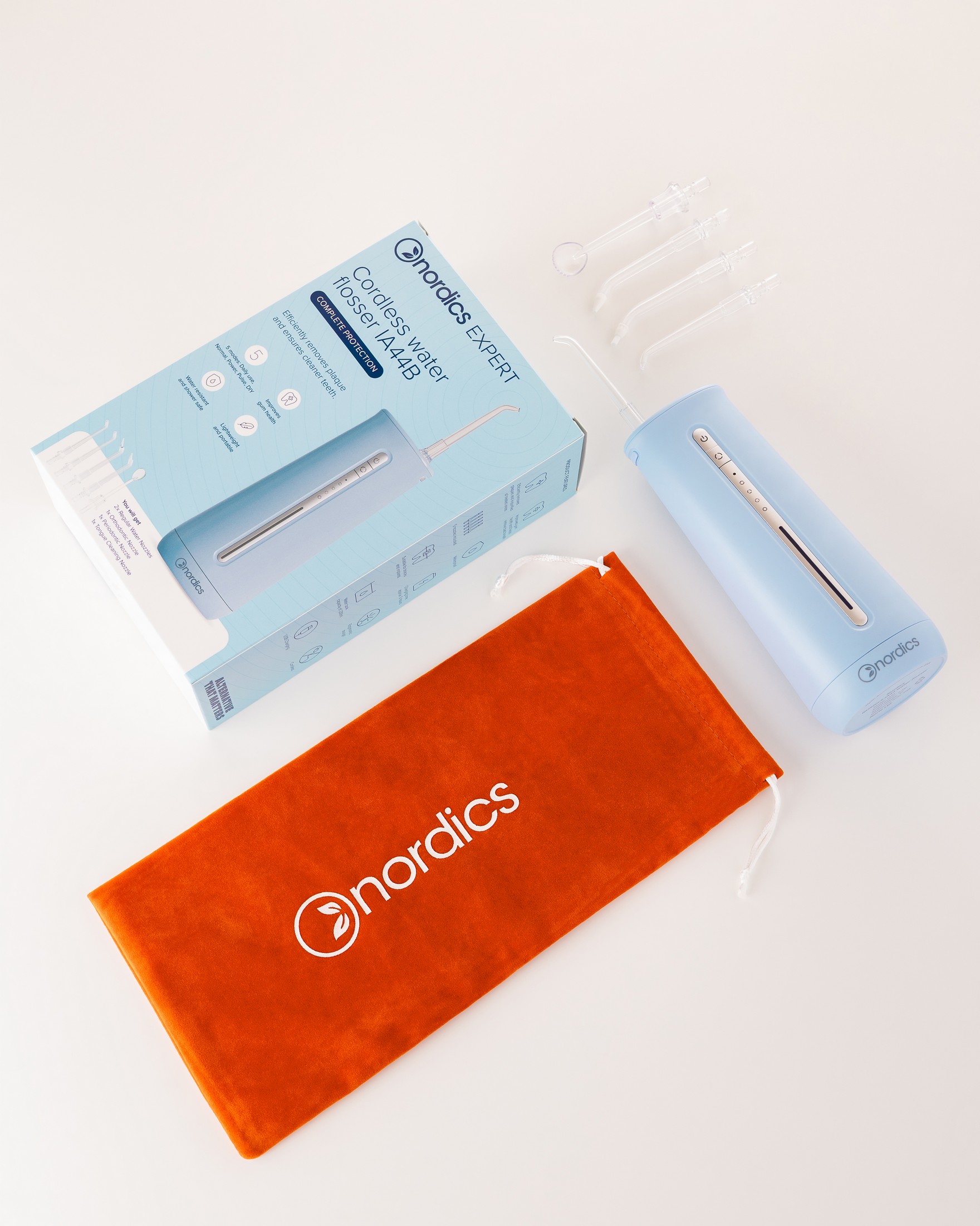 Nordics Expert IA44B Blue cestovná ústna sprcha