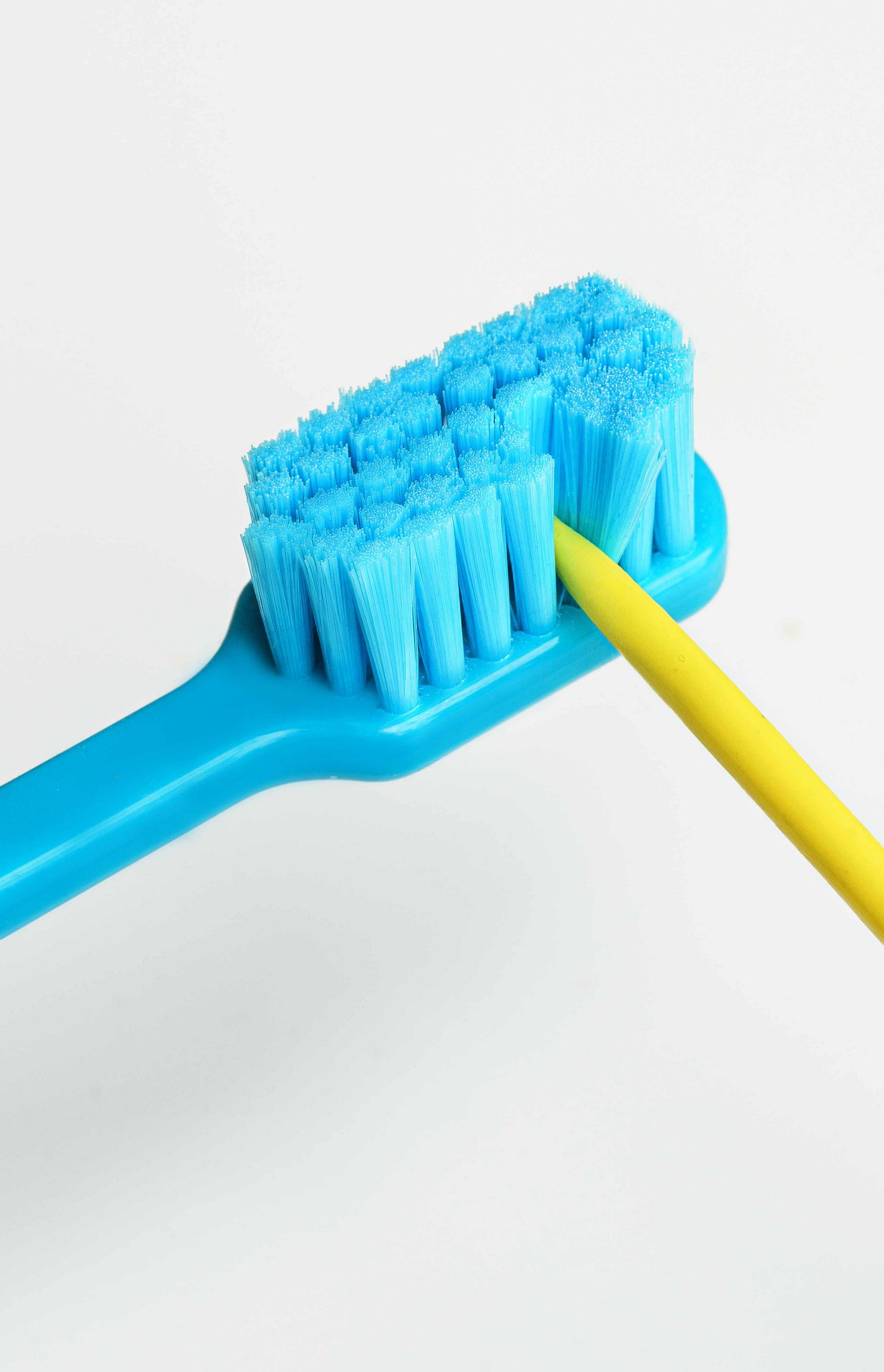 Nordics Premium Soft Blue zubná kefka