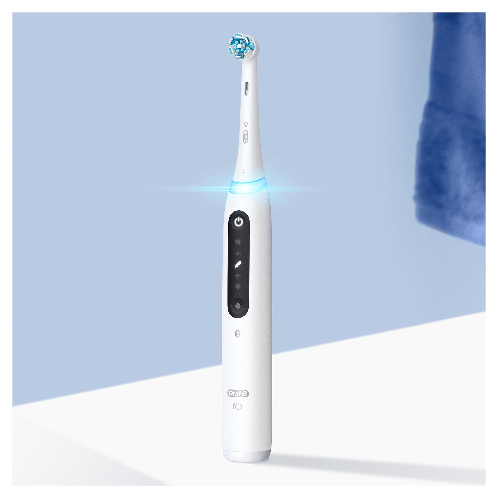 Oral-B iO Series 5 Duo Black+White magnetická kefka 2 ks - ROZBALENÝ TOVAR