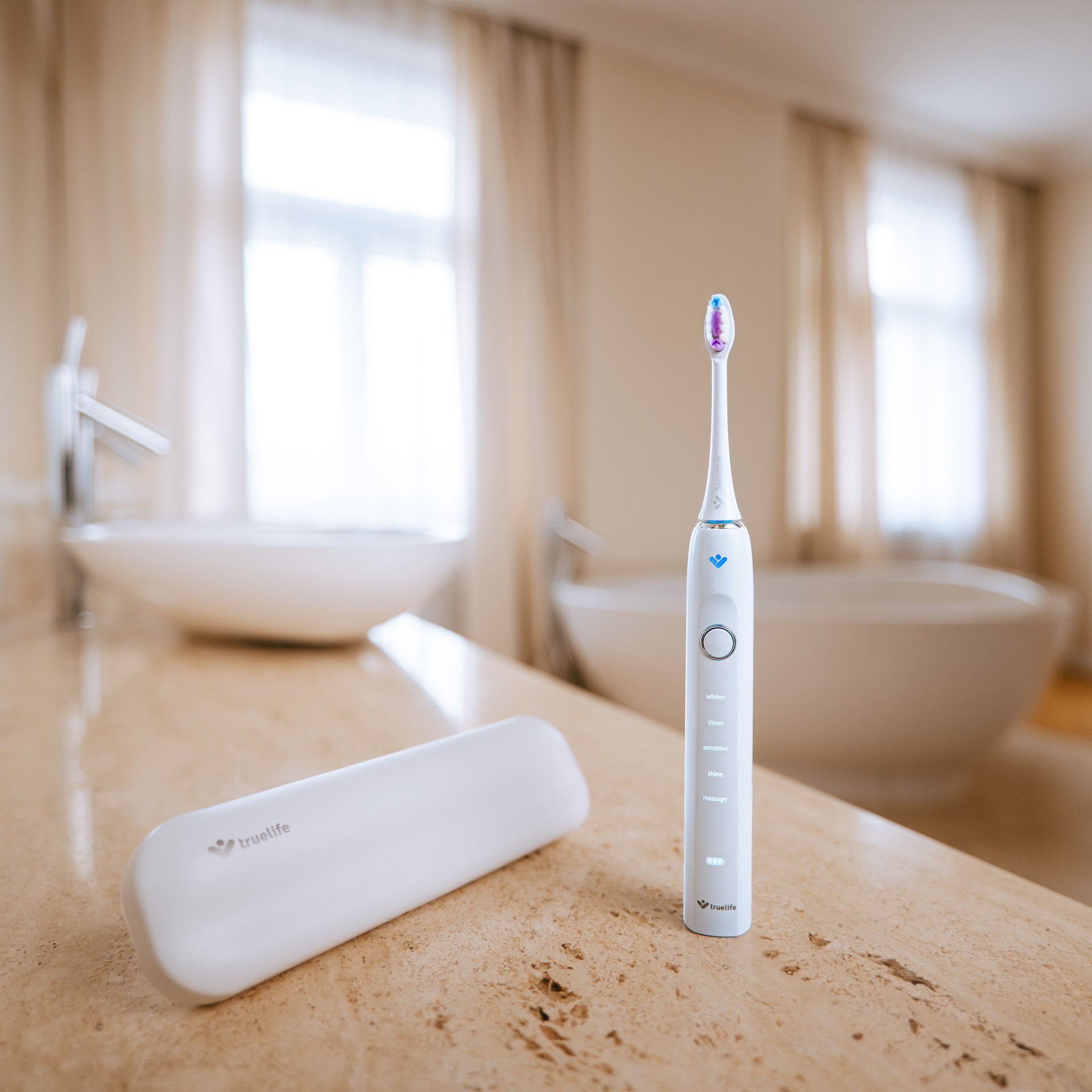 TrueLife SonicBrush Clean70 UV White sonická kefka - ROZBALENÝ TOVAR